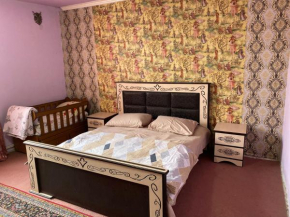 Friend's House rooms near Airport